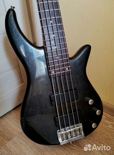 Бас-гитара 5 струн