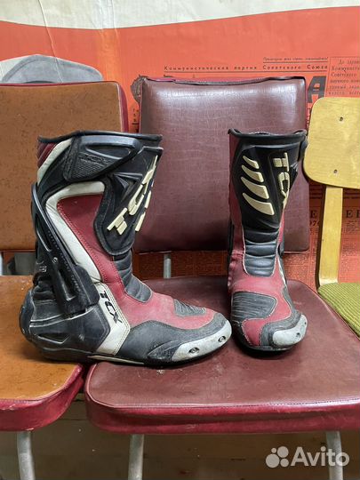 Мотоботы tcx race