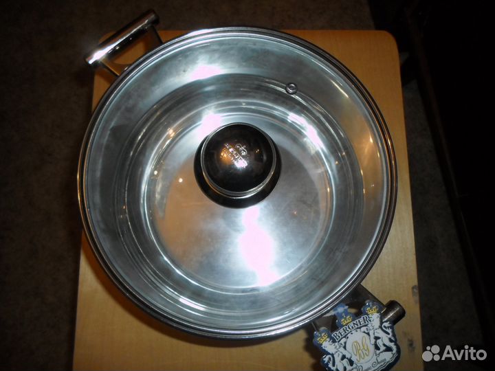 Кастрюля и термосы,соковыжималка