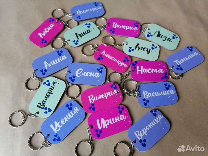 Деревянный брелок на ключи