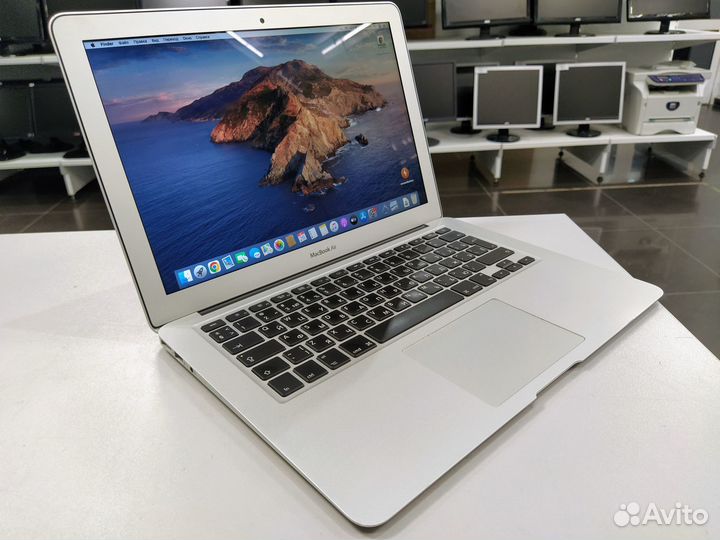 Macbook air 13 2015 i5/4Gb/SSD 128Gb/intel HD