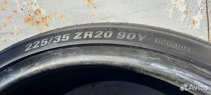 Kumho Ecsta PS71 225/35 R20 90Y