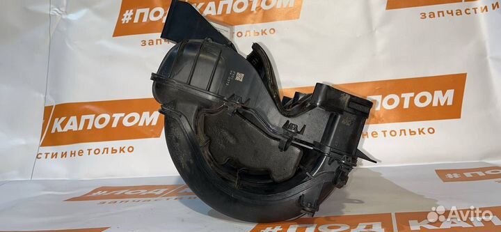 Впускной коллектор Mazda 6 GJ 2013 PY0113100