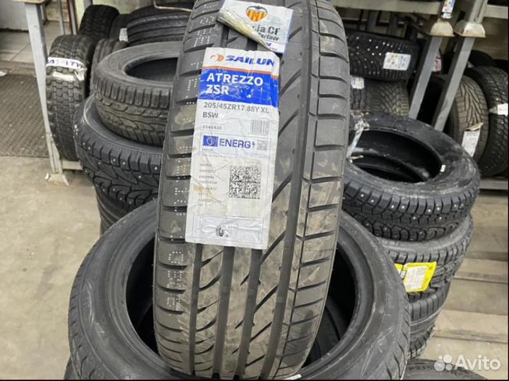 Sailun Atrezzo ZSR 205/45 R17 88Y