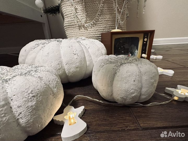 Тыква декоративная из бетона