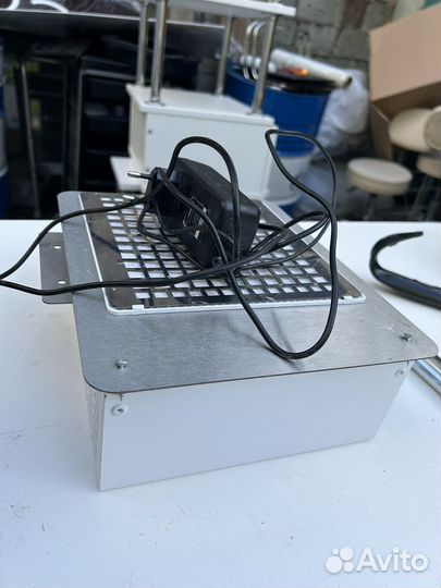 Вытяжка для маникюра