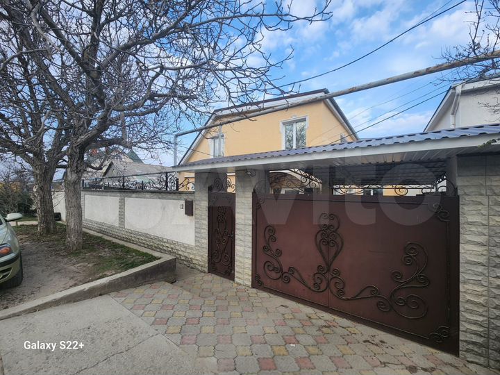 Дом 375 м² на участке 10 сот.