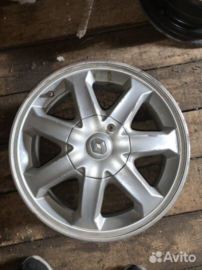 Литой диск r15 от renault megan