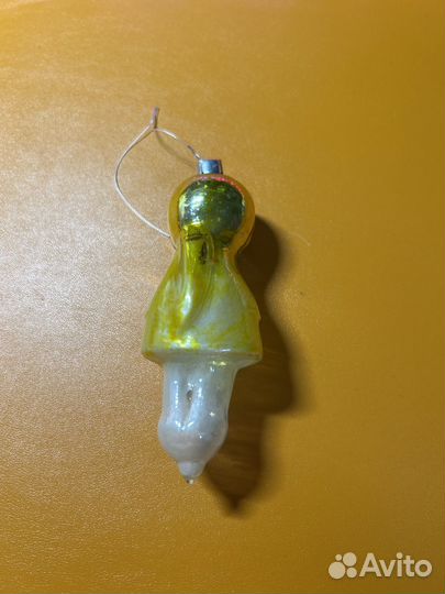 Елочная игрушка СССР из стекла Балерина желтая