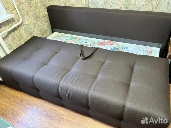 Диван без подлокотников раскладной в наличии
