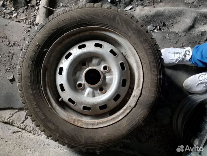 Dunlop SP Winter Ice 02 155/70 R13