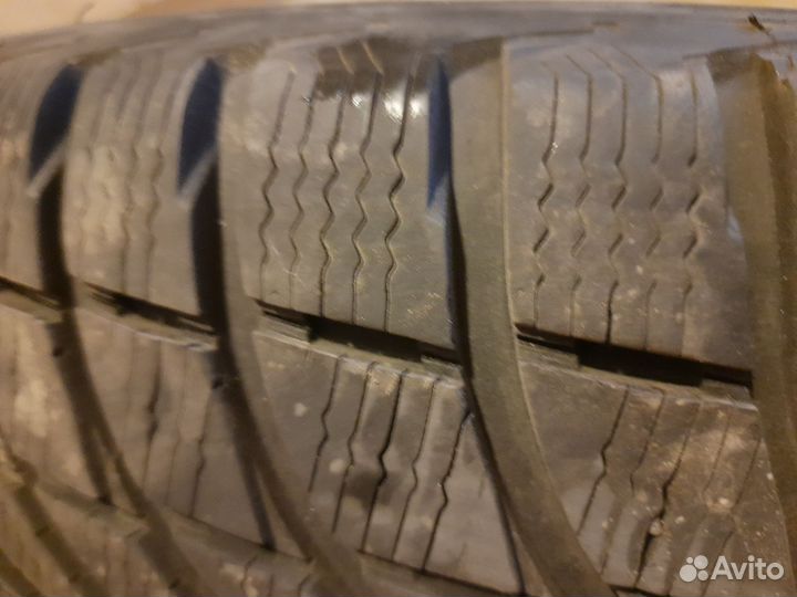 Michelin Latitude Alpin 235/55 R18 104