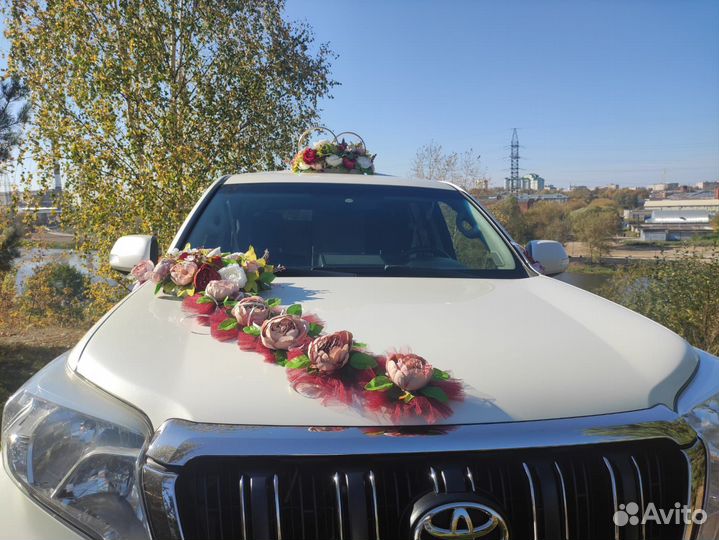 Свадебные украшения на машину автомобиль