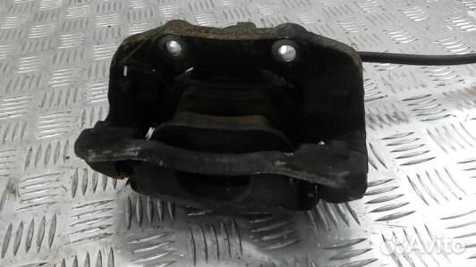 Суппорт тормозной передний правый citroen DS3 (83B