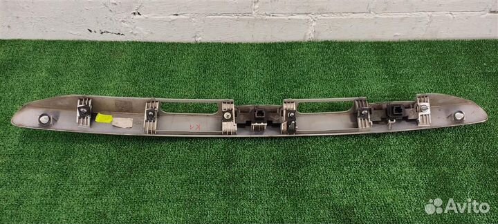 Накладка крышки багажника Peugeot 308 (4E) 2008