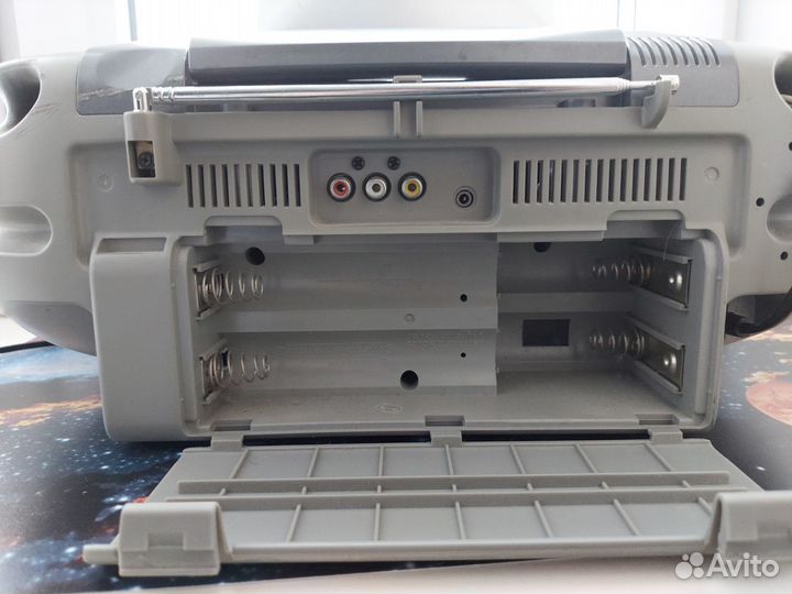 Кассетная магнитола Elenberg