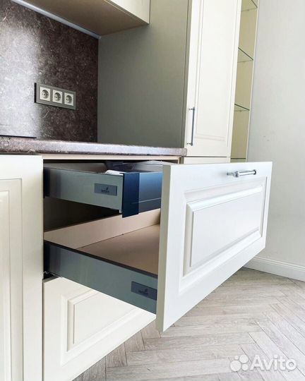 Кухонный гарнирур с гарантией