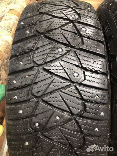 Bridgestone Ice Cruiser 7000S 215/65 R16