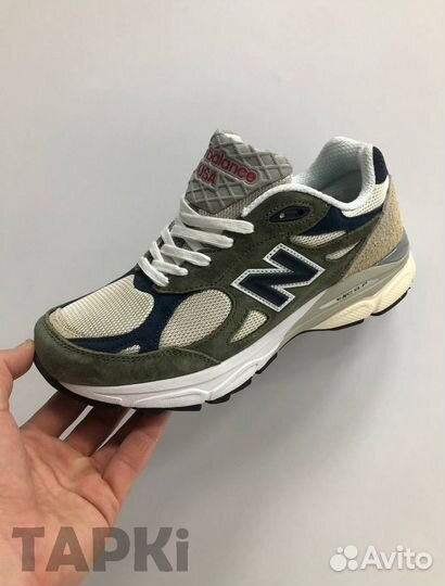 New Balance 990