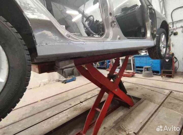 Пороги для Honda Civic 4D 2005-2011 (FD, FK, FN)