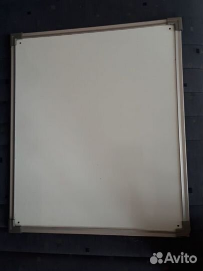 Магнитно маркерная доска