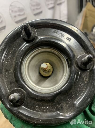 Пневмо стойка задняя мерседес w220