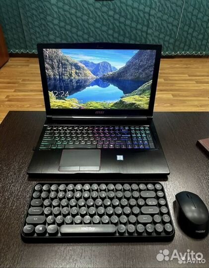 Игровой ноутбук MSI GE63 8RE-210RU