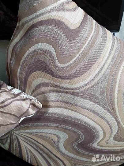 Декоративные диванные подушки