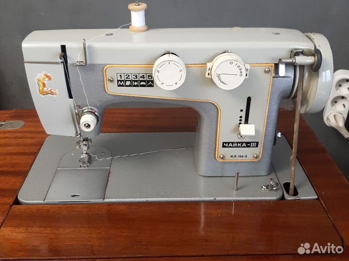 Швейная машина Чайка 3