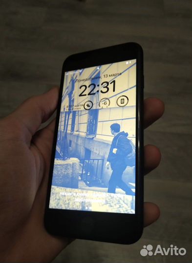 iPhone SE (2020), 64 ГБ