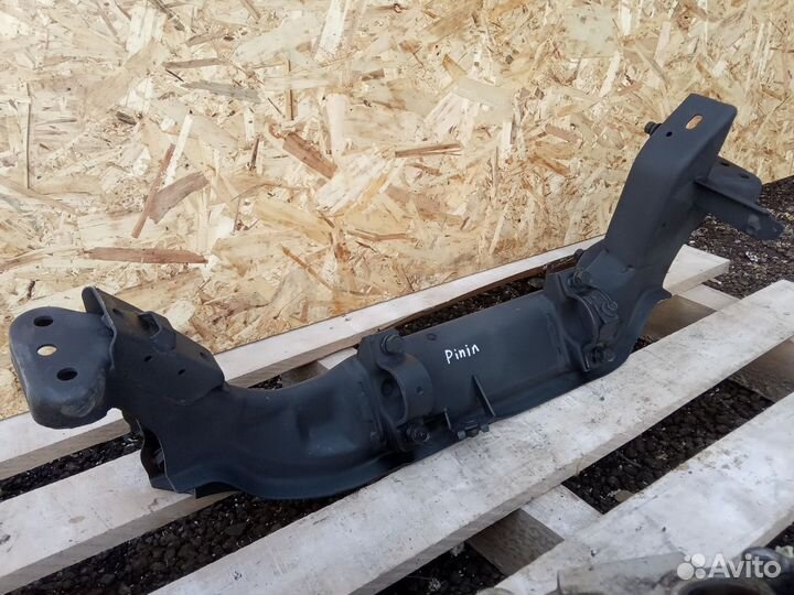 Балка передняя подмоторная Mitsubishi IO