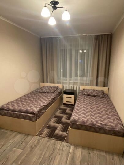 2-к. квартира, 52 м², 2/4 эт.