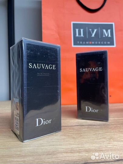 Оригинальный тестер ОАЭ Dior sauvage 42мл