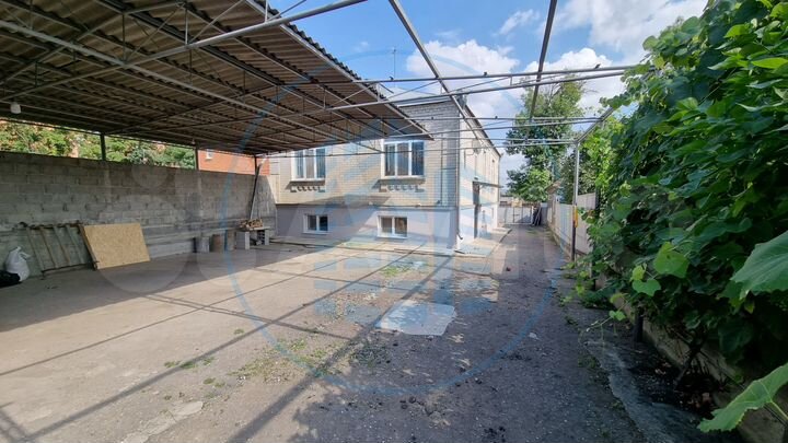 Дом 186,6 м² на участке 6,7 сот.