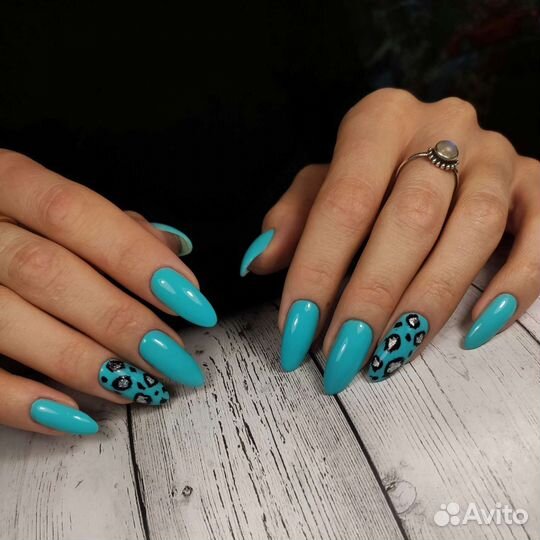 Мастер маникюра и педикюра