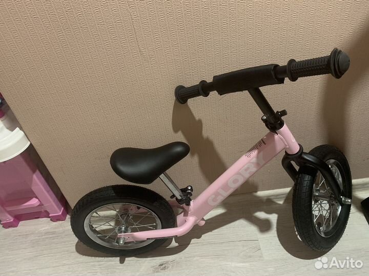 Беговел для девочки