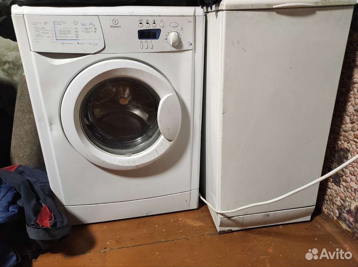 Стиральная машина на запчасти индезит