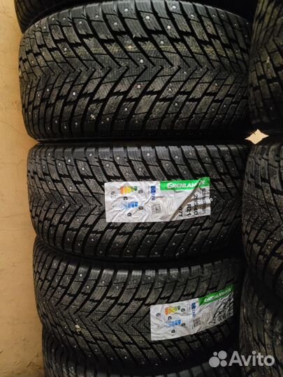 Grenlander Icedefensor Stud II 295/40 R21 107T
