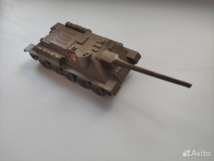 Танк су - 100 СССР