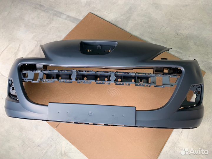 Бампер передний Peugeot 207