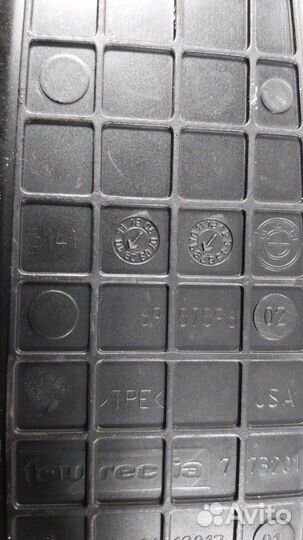 Съемный коврик передний правый Bmw X6M E71 S63B44A