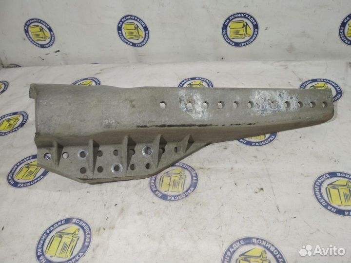 Кронштейн бампера левый 9436660478 mercedes, actro