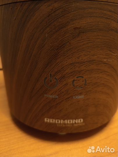 Увлажнитель воздуха с ион-ом Redmond RFH-3307