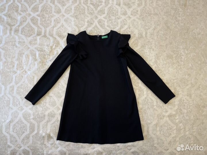 Платье с крылышками 7-9 лет