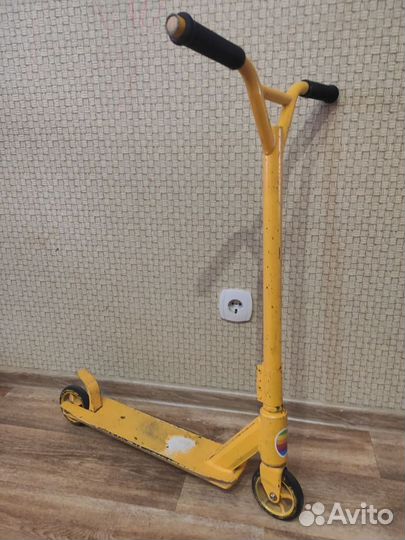 Трюковой самокат