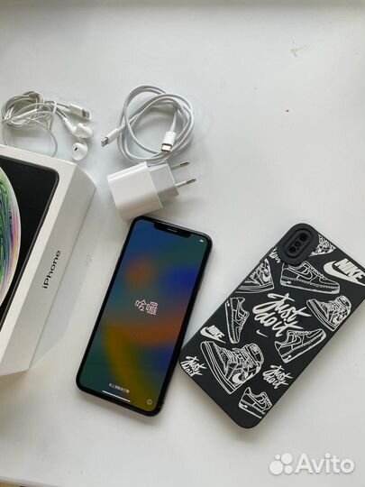 iPhone Xs Max, 64 ГБ