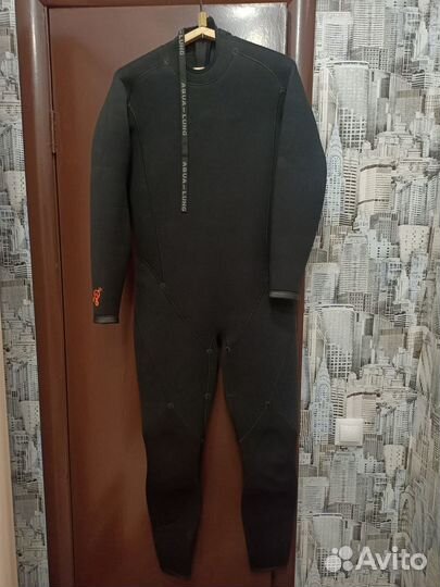 Дайвинг: костюм, маска, перчатки