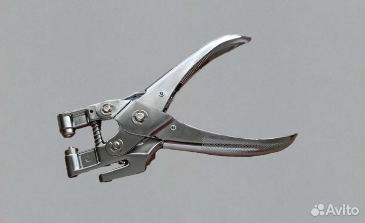 Дырокол KW-trio 9718