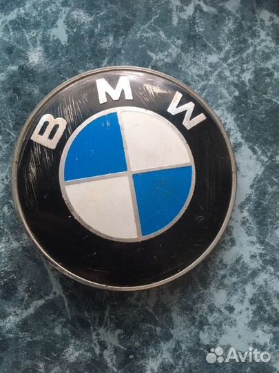 Эмблема BMW