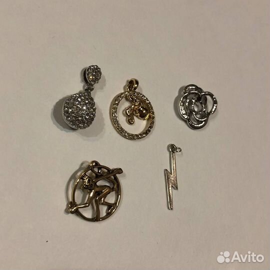 Подвески, кулоны